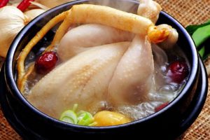 Cách làm gà tần sâm Hàn Quốc chuẩn vị